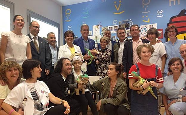 Dinosaurios 'sociales' para los niños con cáncer