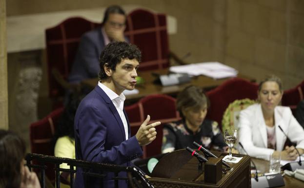 Unai Rementeria, durante su intervención en el pleno.