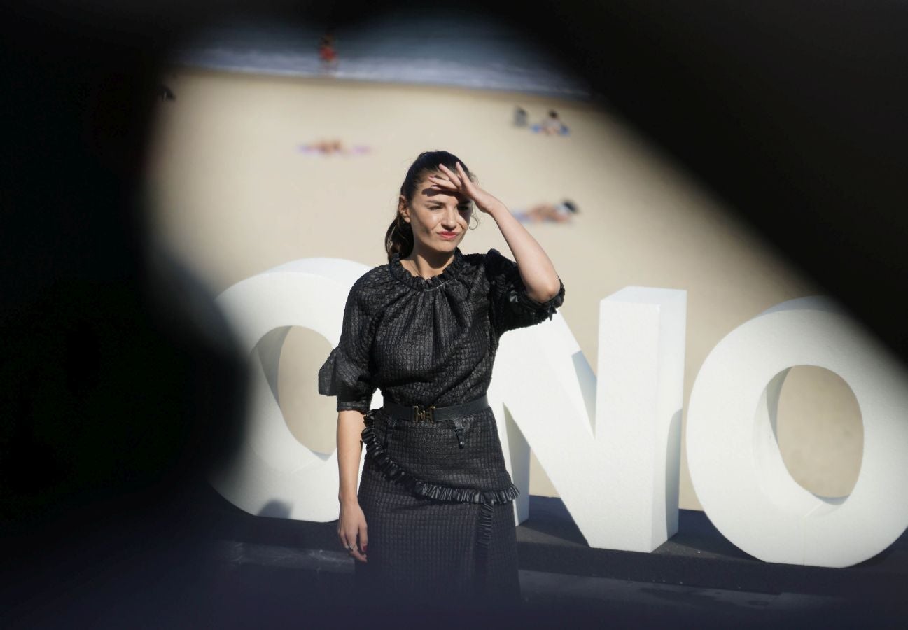El elenco de la película ha posado en la terraza del Kursaal