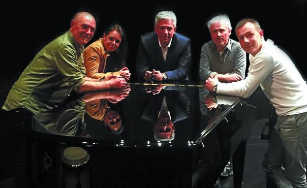 Los cinco participantes de 'Artxipielagoa', la estimulante propuesta musical que llegará el próximo viernes al Leidor.
