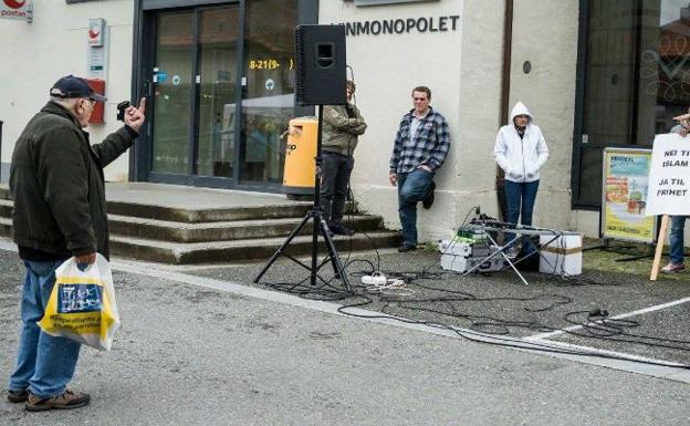 La 'peineta' de un 'niño de la guerra' a pronazis noruegos que se ha hecho viral