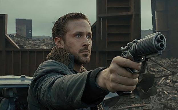 Imagen. Gosling, rodeado.