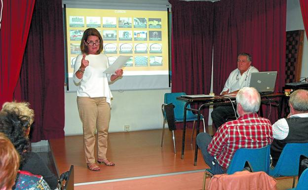 Un momento de la presentación de los nuevos cursos de la Fundación Dolores Sopeña. 