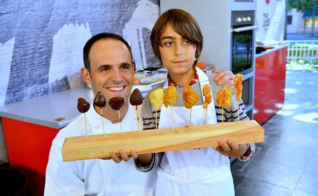 Rubén Trincado y Ander Torregaray muestran sus originales y sabrosas creaciones.