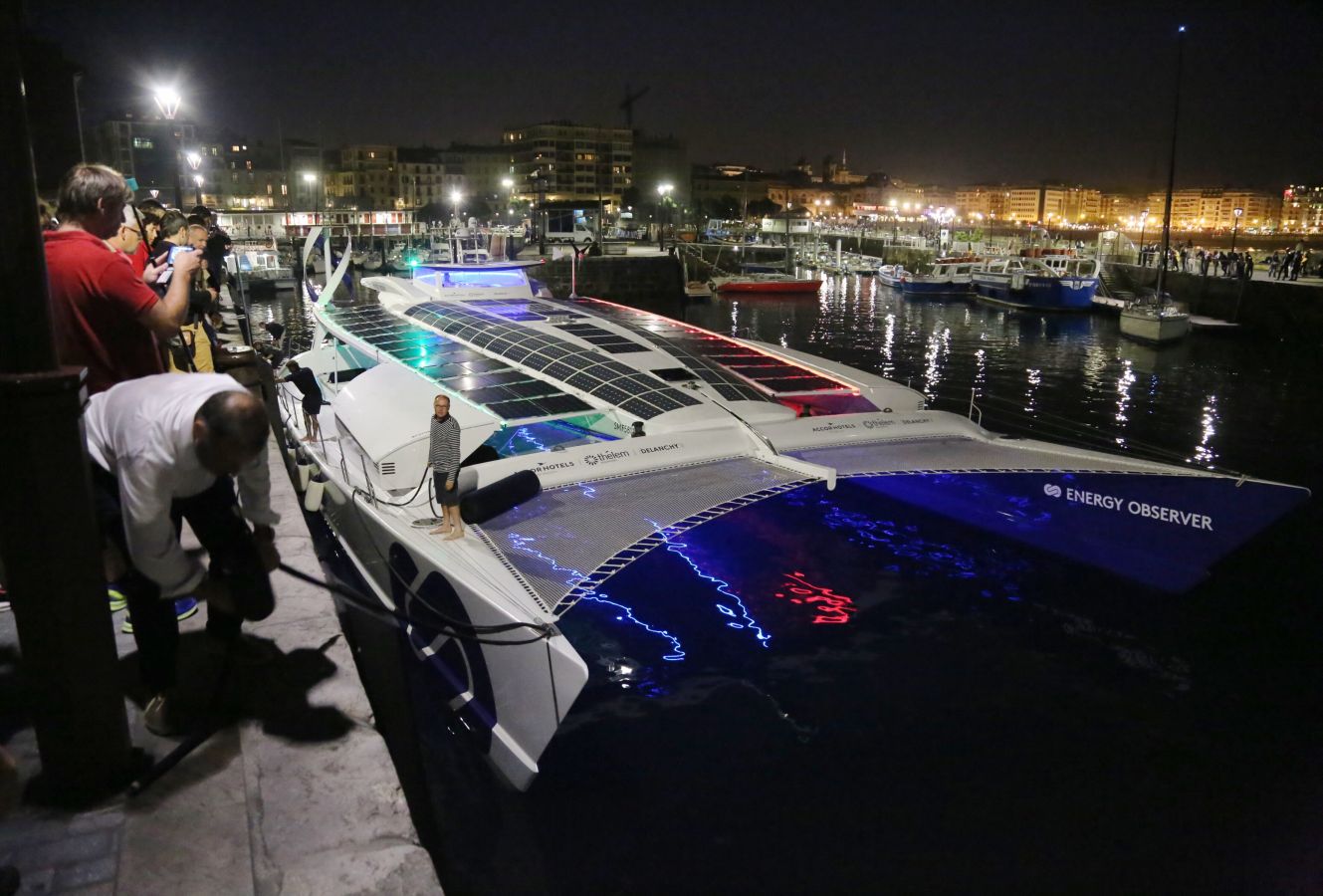 Un buque de hidrógeno recala en Donostia dentro de su gira mundial