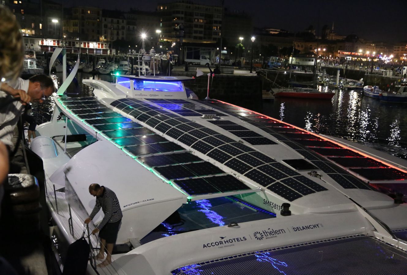 Un buque de hidrógeno recala en Donostia dentro de su gira mundial