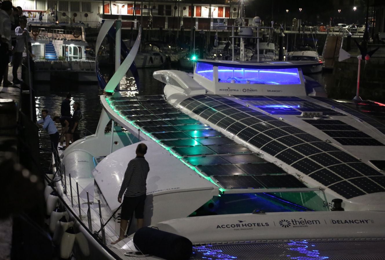 Un buque de hidrógeno recala en Donostia dentro de su gira mundial