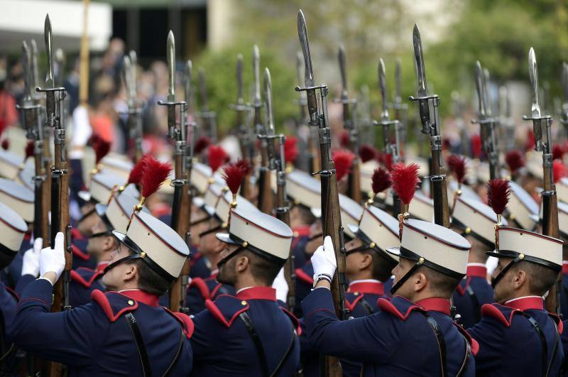 Más de 3.900 militares, acompañados por guardias civiles y policías nacionales, recorrerán el paseo de la Castellana de Madrid en el desfile del 12 de octubre