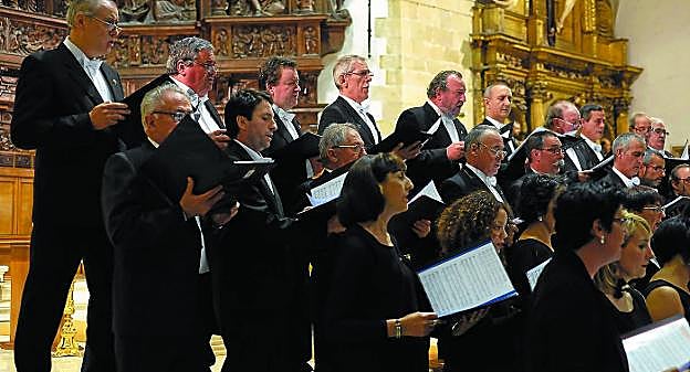 Canto. Las voces de la coral Sostoa serán parte de un concierto cargado de ingredientes.