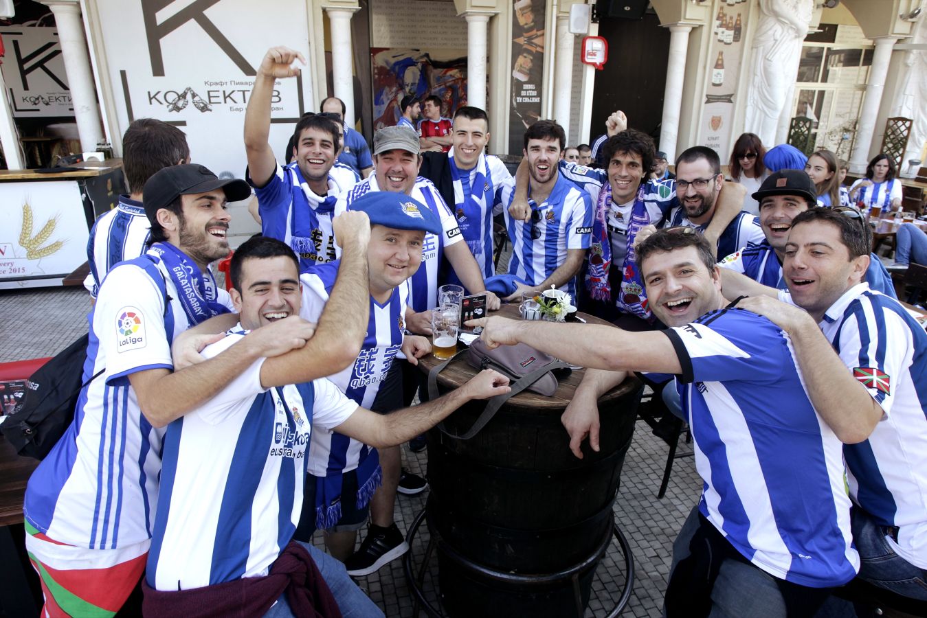 Unos 300 aficionados se han desplazado a la capital de Macedonia para apoyar al equipo en el encuentro ante el Vardar