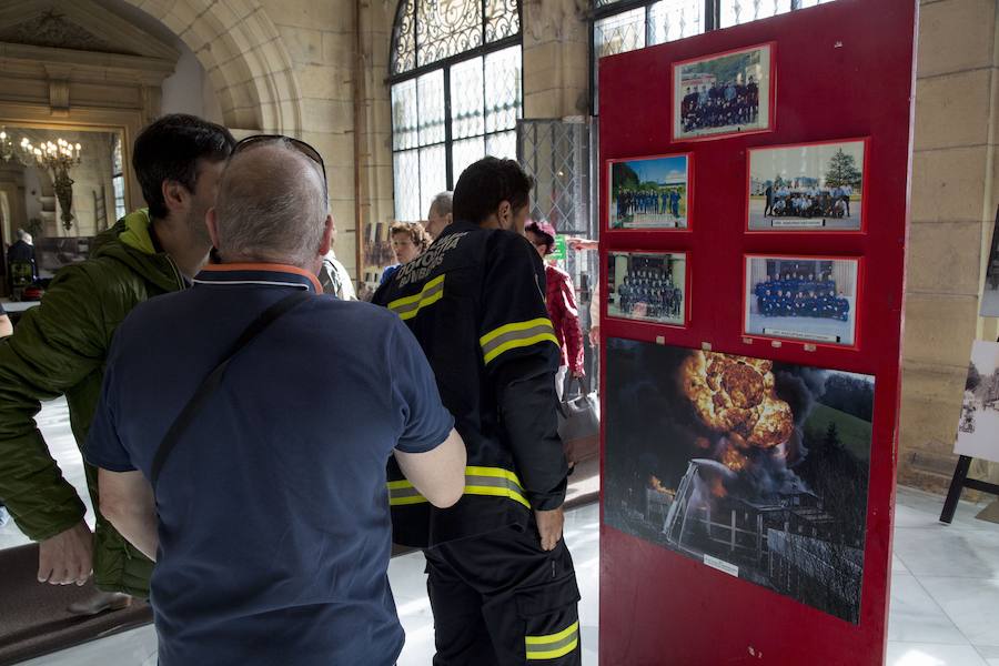 El alcalde de San Sebastián, Eeneko Goia, destaca que los bomberos son «el pilar de la seguridad y la tranquilidad» de la ciudad.