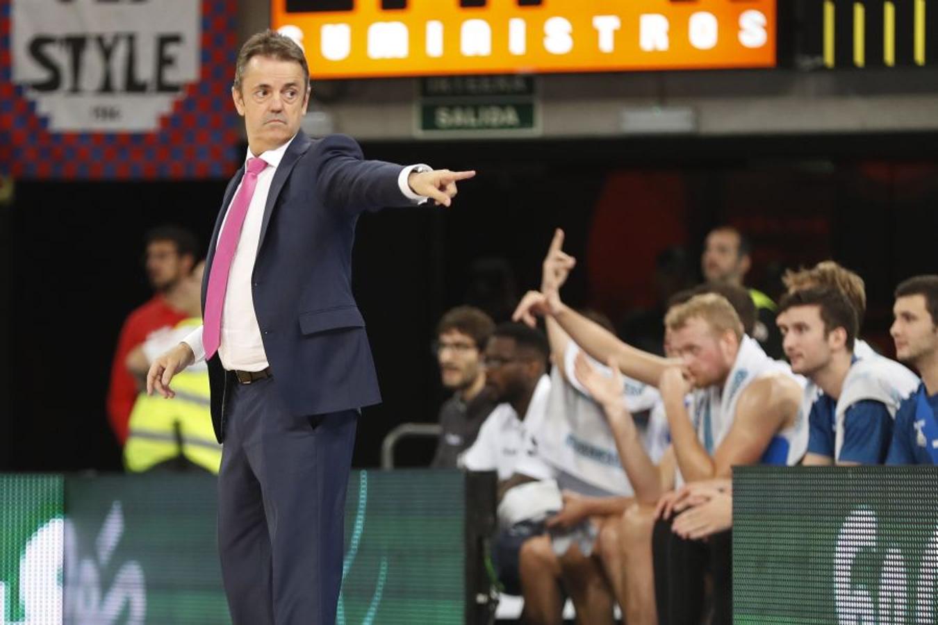 Los de Fisac completan un derbi sensacional. Han ido ganando prácticamente todo el partido y solo al final ha reaccionado el Baskonia, que ha terminado pidiendo la hora