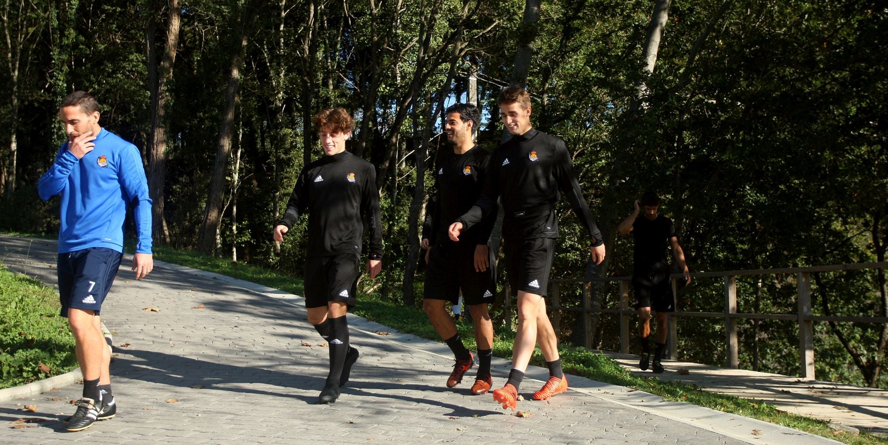 Los jugadores de la Real Sociedad se han ejercitado en Zubieta para preparar el encuentro de Copa ante el Lleida
