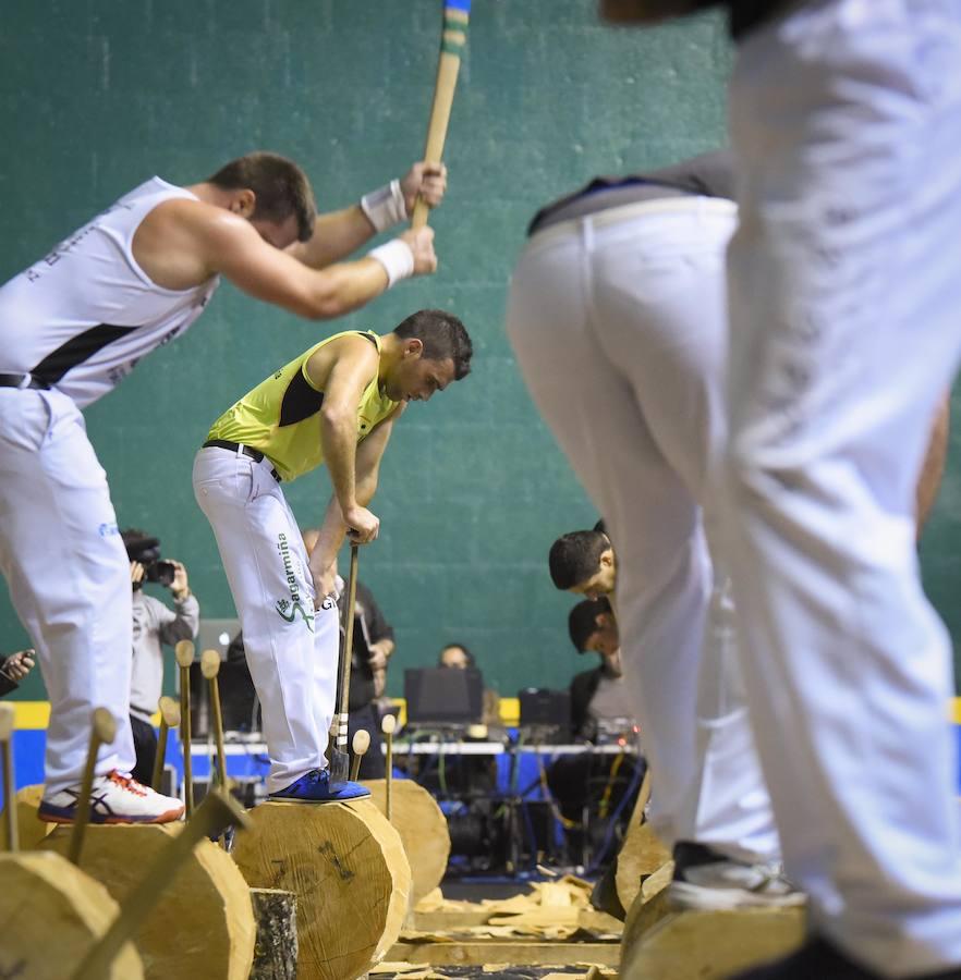 El leitzarra se proclama campeón de Euskadi de aizkolaris de segunda y Xabier Zaldua le acompañará en el ascenso a la máxima categoría 