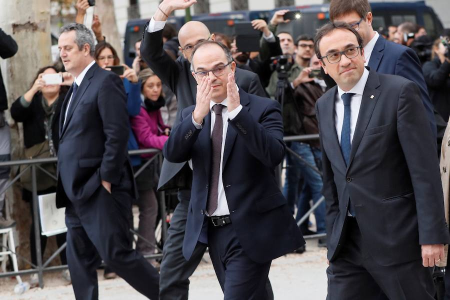 Los exmiembros del Govern (de izda. a dcha.) Joaquín Forn, Raül Romeva, Jordi Turull y Josep Rull a su llegada a la sede de la Audiencia Nacional.