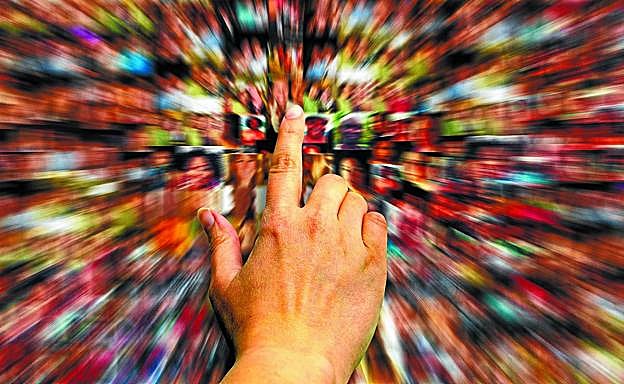 Las opiniones de la ciudadanía son accesibles para todos aquellos que tienen redes sociales. Basta con un par de 'clicks'.