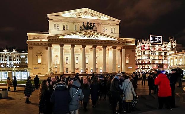 Evacuados el Bolshói, un hotel y dos centros comerciales por falsos avisos de bomba en Moscú
