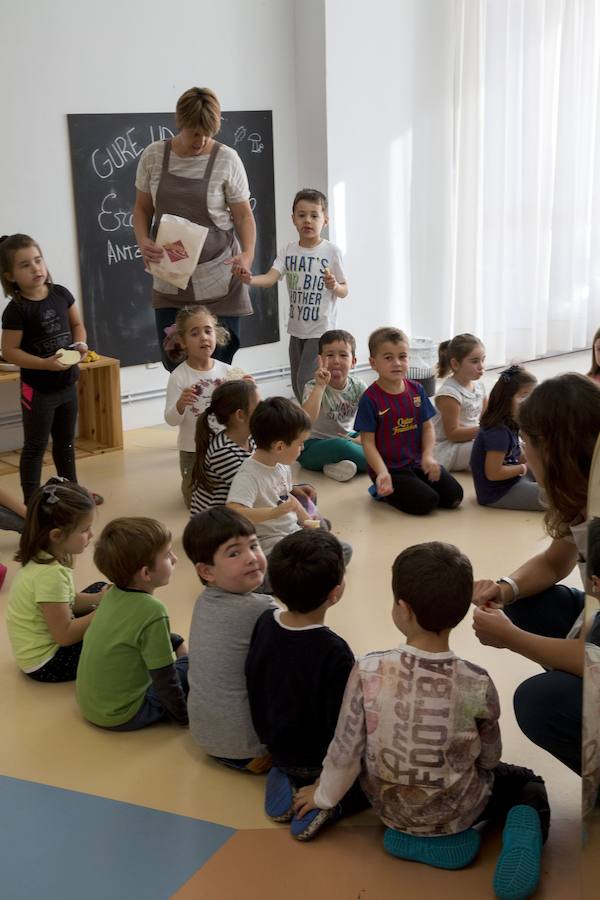 Un centro educativo de Zumaia se transforma a través de la pedagogía de la confianza