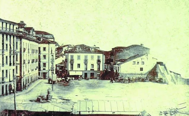 Vacío de la Bretxa en 1866, antes de la construcción de los edificios.