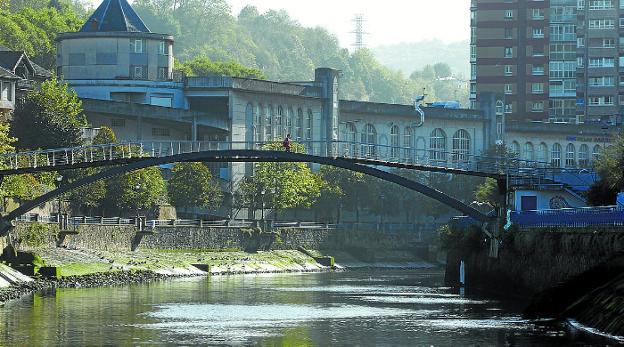 Río Oiartzun. Se visitarán distintos puntos del mismo.
