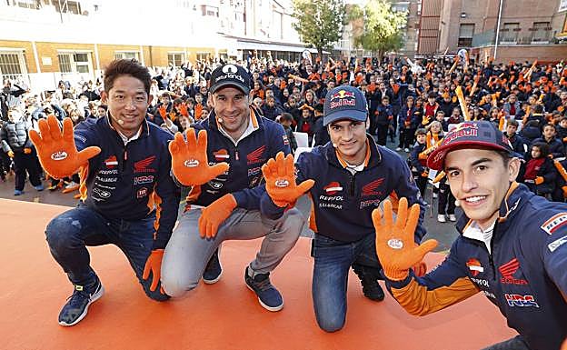 Los cuatro pilotos han dicho #stopbullying. 