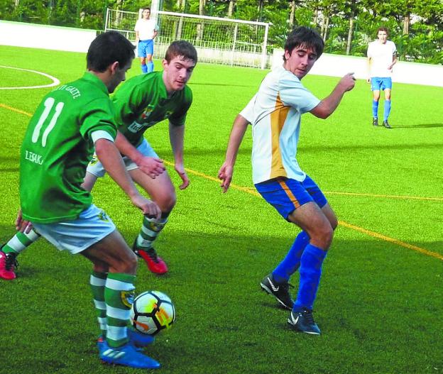 A pesar de jugar mejor que su rival, los gaztetxus salieron goleados. 