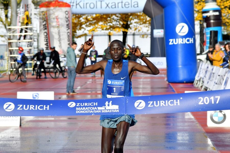 Una segunda parte de carrera muy lenta ha impedido que el crono de Hosea Maiyo (KEN) amenazara el récord del maratón de San Sebastián que desde 2002 ostenta Cherigat con 2h09.34.