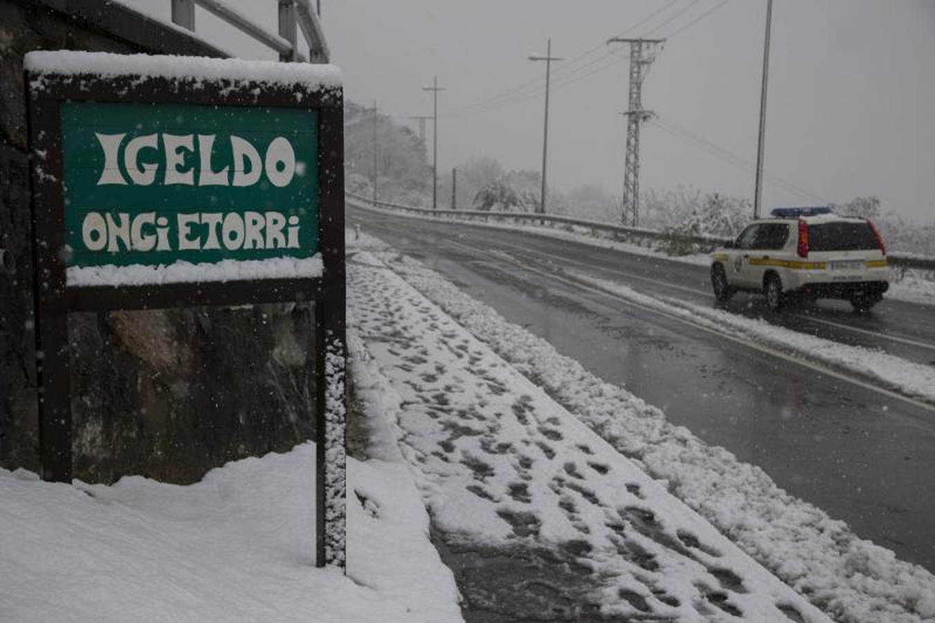 La primera nevada ha dejado estampas únicas en el territorio