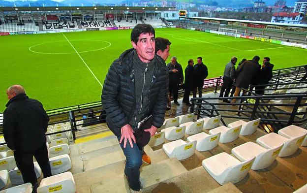 Ribera vio el partido contra el Mirandés desde el palco del Stadium Gal. 