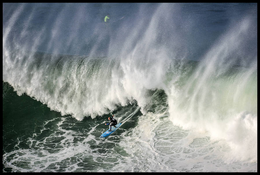 El estadounidense Nic Lamb ha sido el ganador de la duodécima edición del XII Punta Galea Challenge, campeonato internacional de surf sobre olas grandes disputado este sábado en aguas del Abra de Getxo, que ha contado con la participación de 24 surfistas y olas de hasta seis metros de altura.