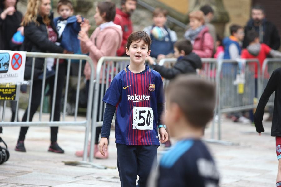 Los más pequeños se han sumado a esta sana tradición de terminar el año con una carrerita. 