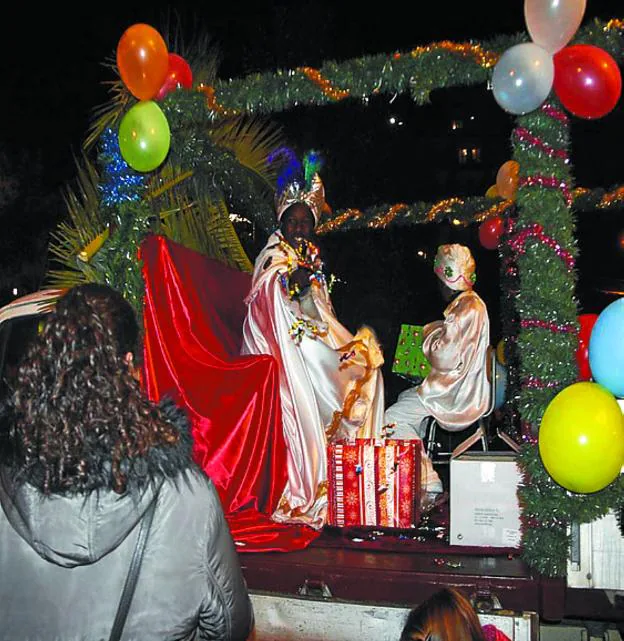 Los Reyes Magos visitarán mañana la comarca.