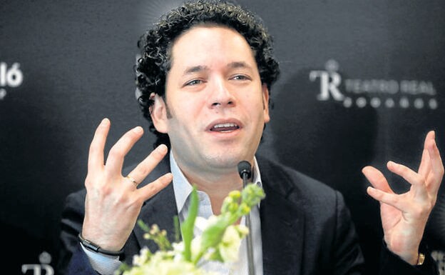 «La música y el arte son derechos humanos», reivindica Gustavo Dudamel