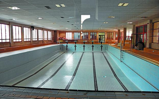 Hubo que vaciar el vaso de la piscina para algunos trabajos. 