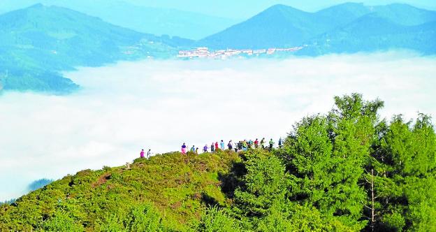 Montaña. Ostadar propone diferentes salidas montañeras a lo largo de todo el año.