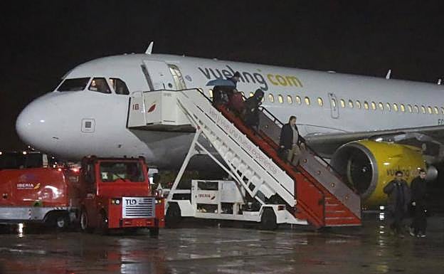 Aterrizaje del Airbus 319 esta mañana en Hondarribia. 