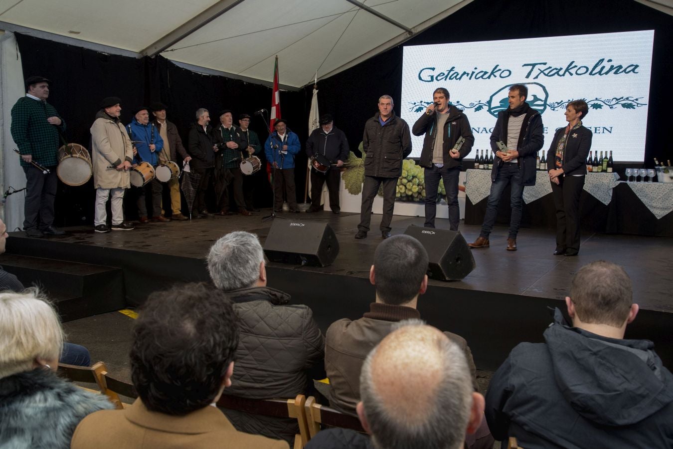 Getaria ha acogido la presentación y degustación de la nueva cosecha