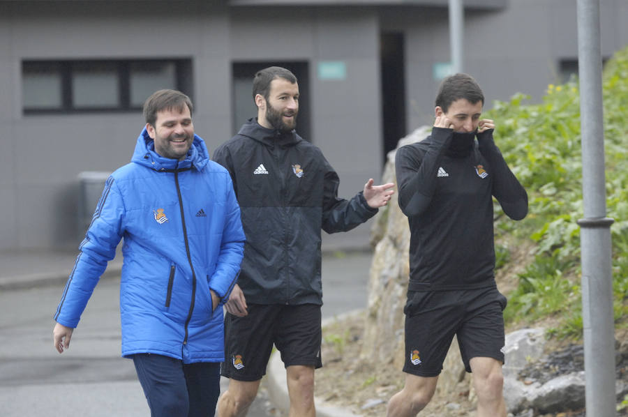 La Real ha efectuado este viernes por la mañana en Zubieta su penúltimo entrenamiento antes de enfrentarse al Celta. Mañana la plantilla se ejercitará a la misma hora y en el mismo escenario. 