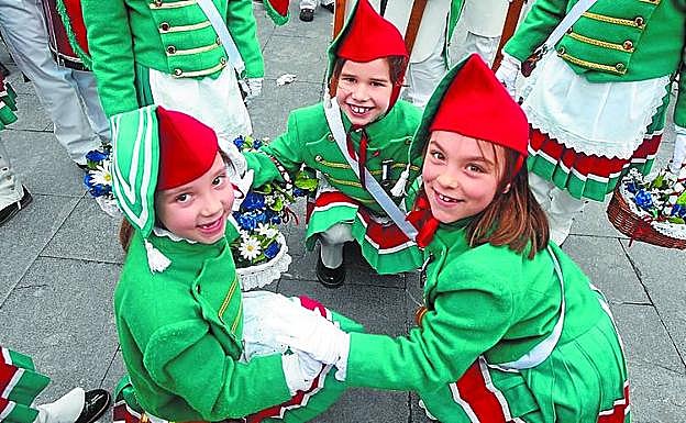 Nerea, Eire y Maialen, cantineras de Mundaiz