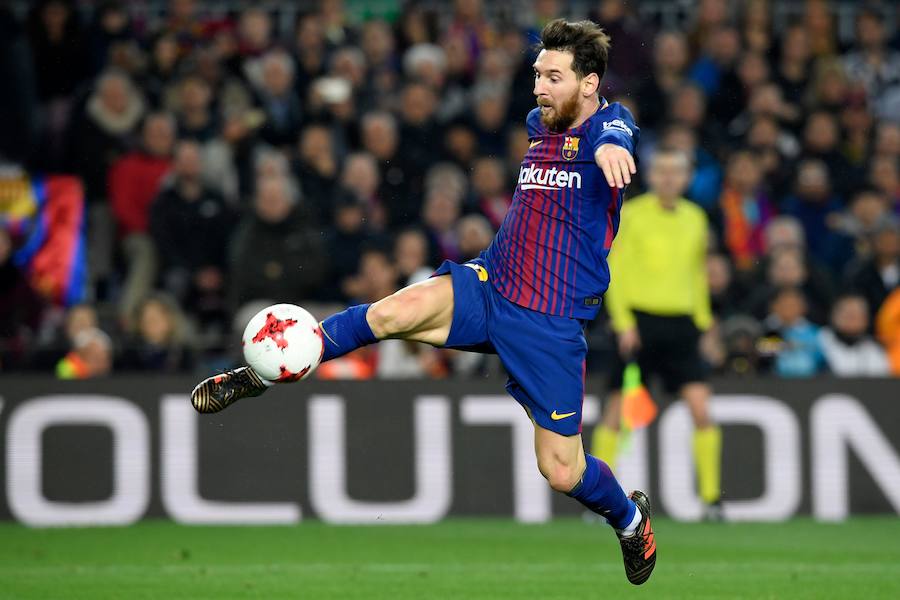 El Barcelona estará en las semifinales de la Copa del Rey tras vencer al Espanyol por 2-0 en el Camp Nou (2-1 global). Los azulgrana se adelantaron con Suárez y Messi puso la sentencia. El partido también estuvo marcado por la despedida a Javier Mascherano y el debut de Philippe Coutinho.