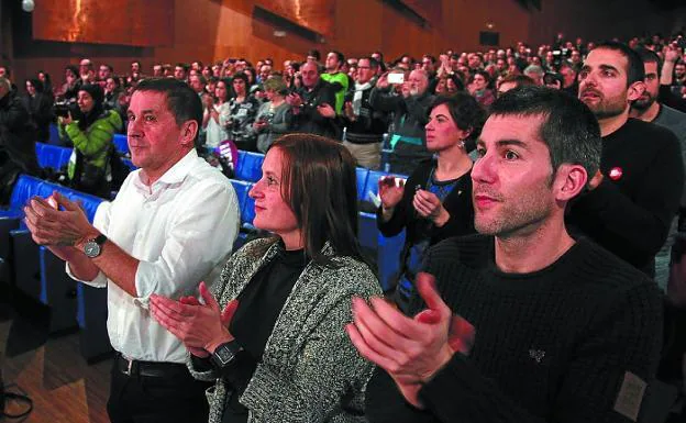 Arnaldo Otegi, Sonia Jacinto y Arkaitz Rodríguez, en el acto de refundación de Sortu.