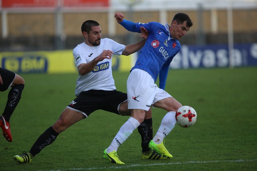 Tras un duro partido el Real Unión consigue empatar con el Barakaldo en el minuto 86.