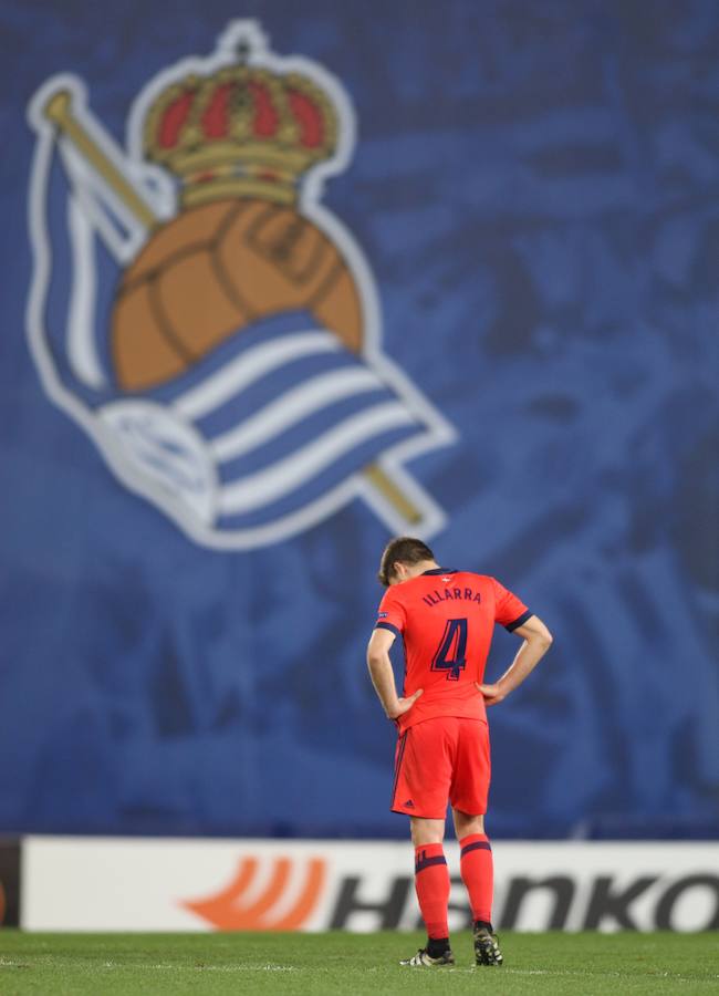 El partido entre la Real Sociedad y el Salzburgo en Anoeta, en imágenes