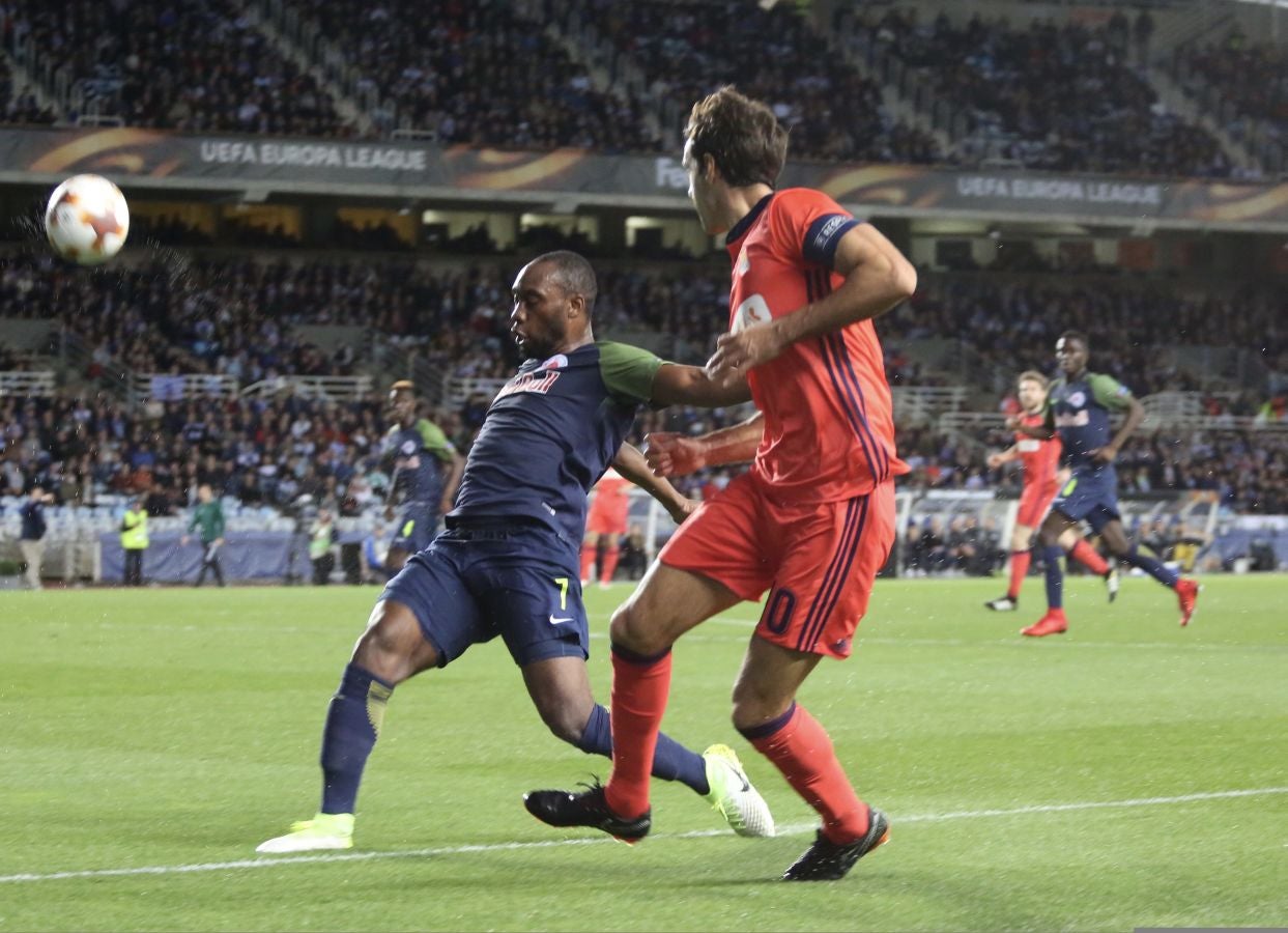El partido entre la Real Sociedad y el Salzburgo en Anoeta, en imágenes