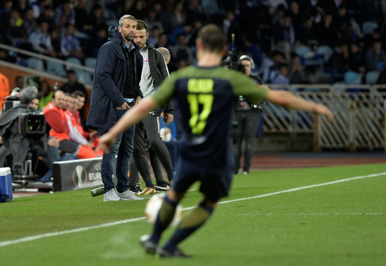 El partido entre la Real Sociedad y el Salzburgo en Anoeta, en imágenes