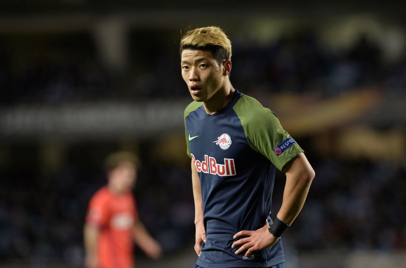 El partido entre la Real Sociedad y el Salzburgo en Anoeta, en imágenes