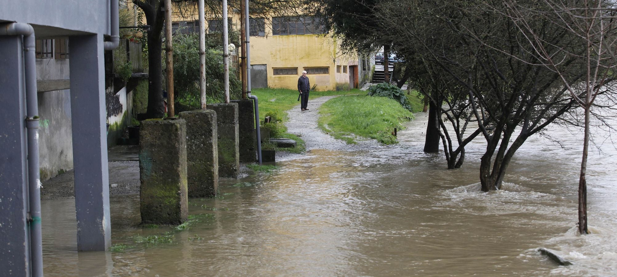 Inundaciones puntuales de los ríos guipuzcoanos tras las intensas lluvias de los últimos días. 