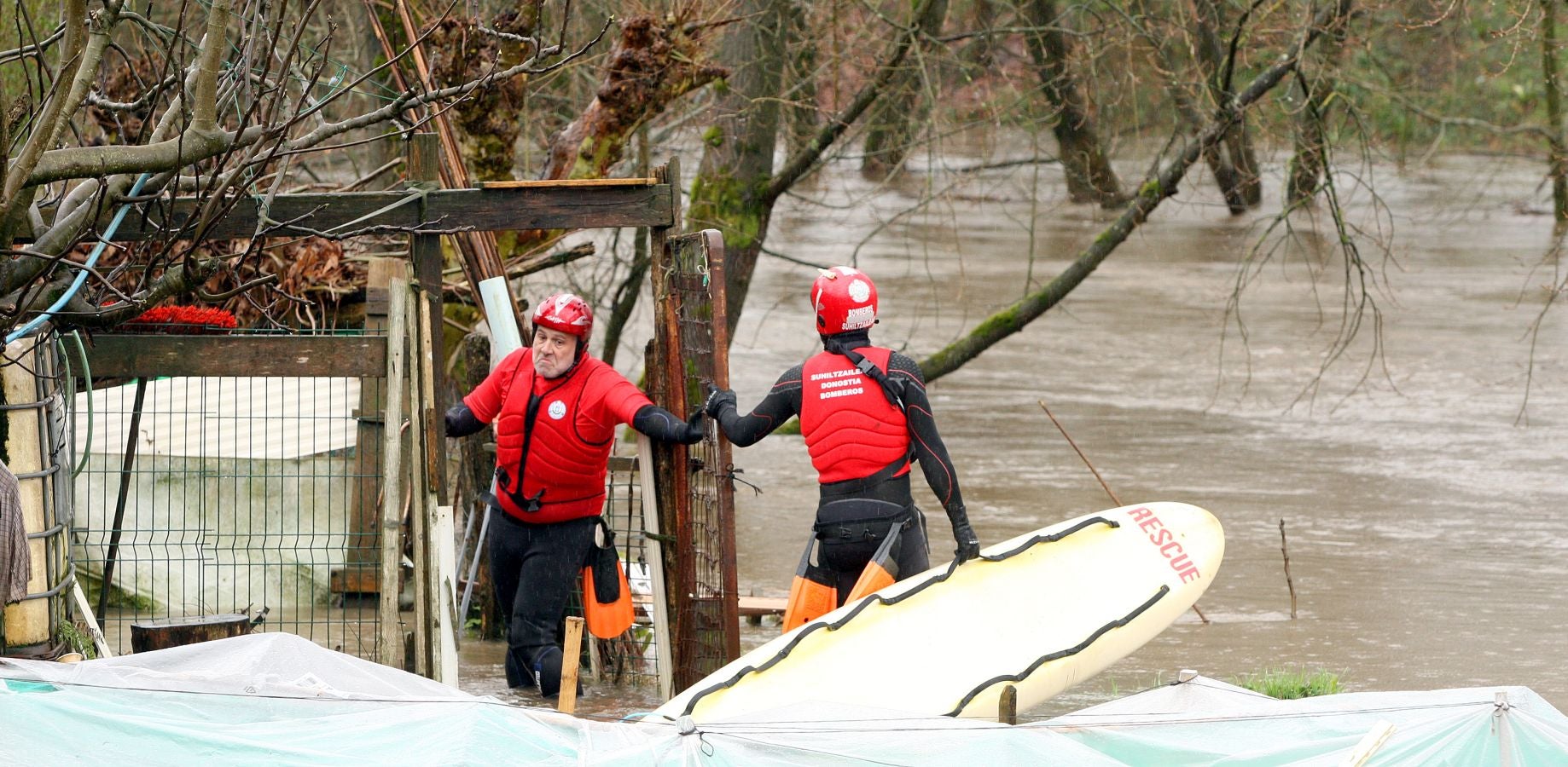 Inundaciones puntuales de los ríos guipuzcoanos tras las intensas lluvias de los últimos días. 