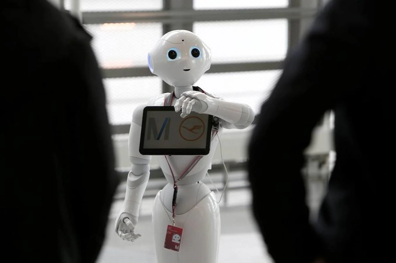 Josie Pepper, el robot inteligente del aeropuerto de Munich, Alemania -  Novedades Tecnología - Tecnología 