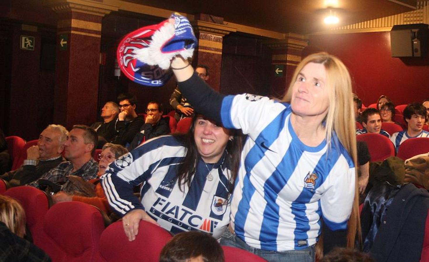 Emoción en el Salzburgo - Real Sociedad con la presencia de casi dos mil aficionados realistas en las gradas